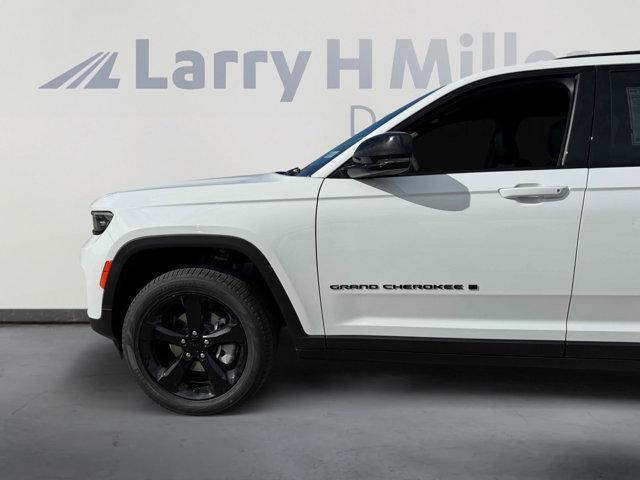 new 2025 Jeep Grand Cherokee car, priced at $46,614