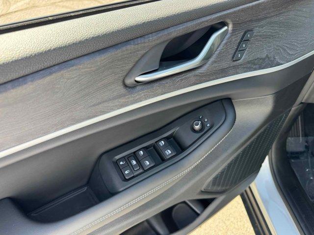 new 2025 Jeep Grand Cherokee L car, priced at $46,960