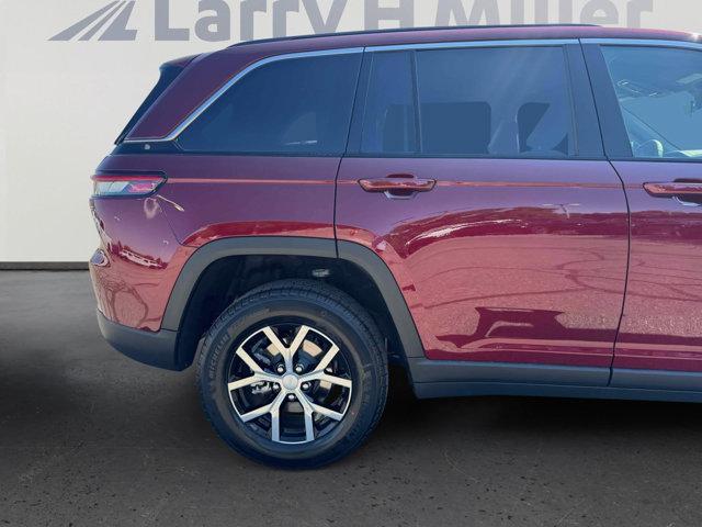 new 2025 Jeep Grand Cherokee car, priced at $43,333