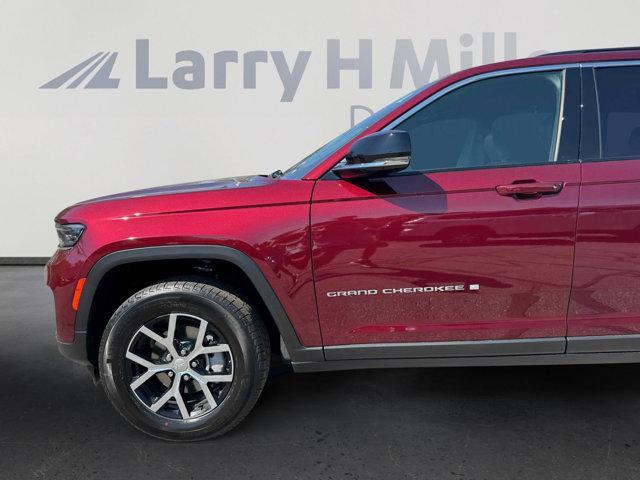 new 2025 Jeep Grand Cherokee car, priced at $43,333
