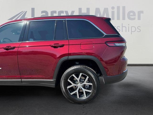new 2025 Jeep Grand Cherokee car, priced at $43,333