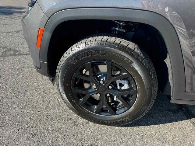 new 2025 Jeep Grand Cherokee L car, priced at $43,249