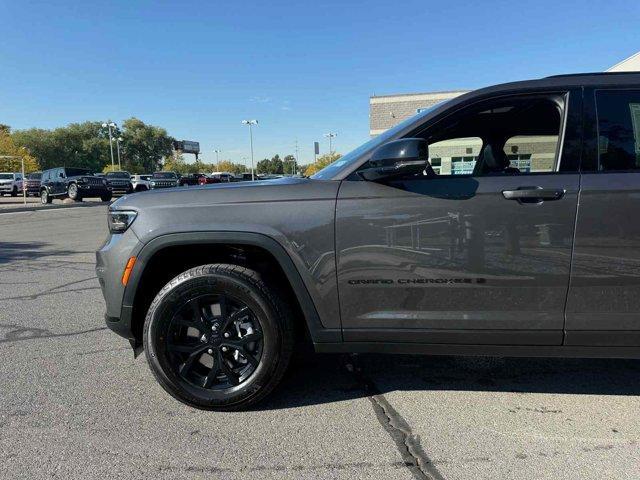 new 2025 Jeep Grand Cherokee L car, priced at $43,249