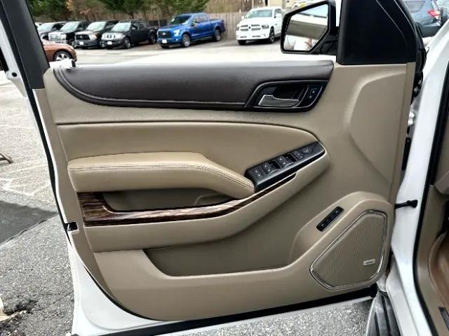 used 2016 GMC Yukon XL car, priced at $24,297