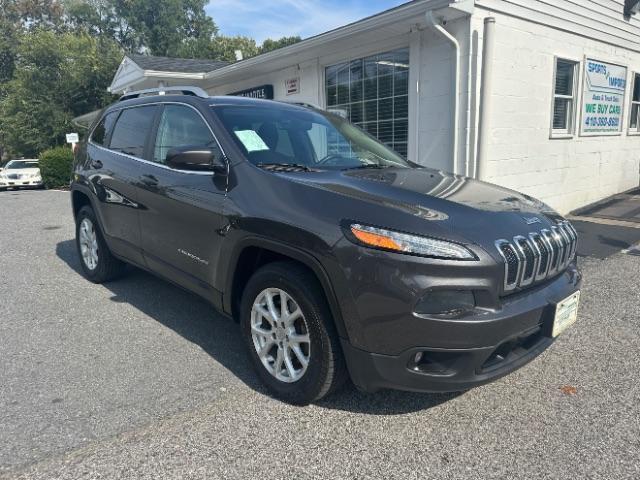used 2018 Jeep Cherokee car, priced at $15,497