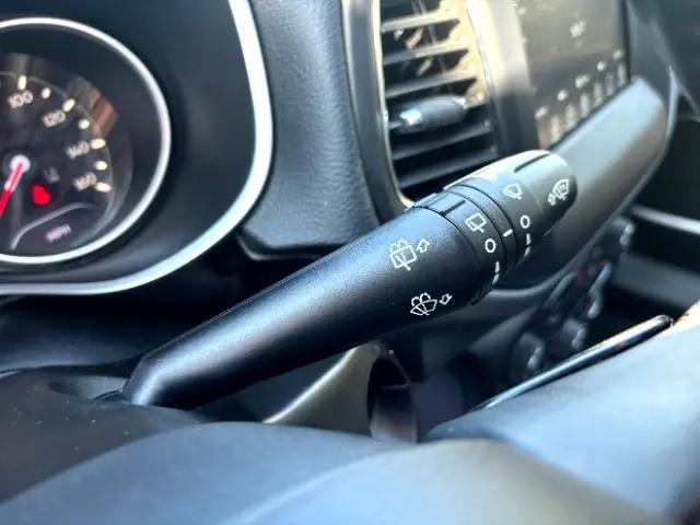 used 2018 Jeep Cherokee car, priced at $15,497