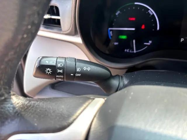 used 2022 Toyota Sienna car, priced at $33,997