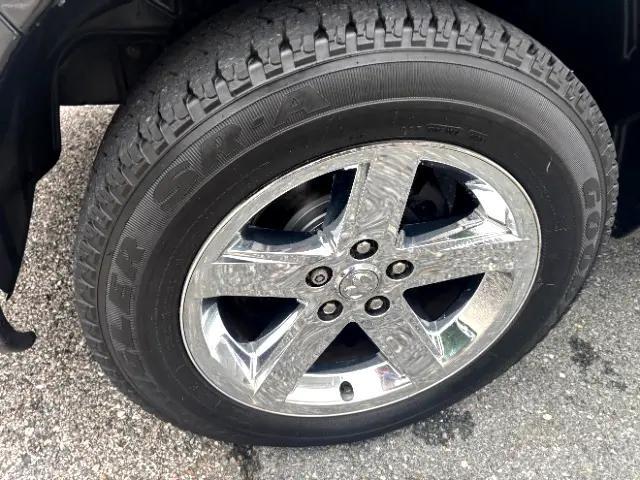used 2015 Ram 1500 car, priced at $13,500