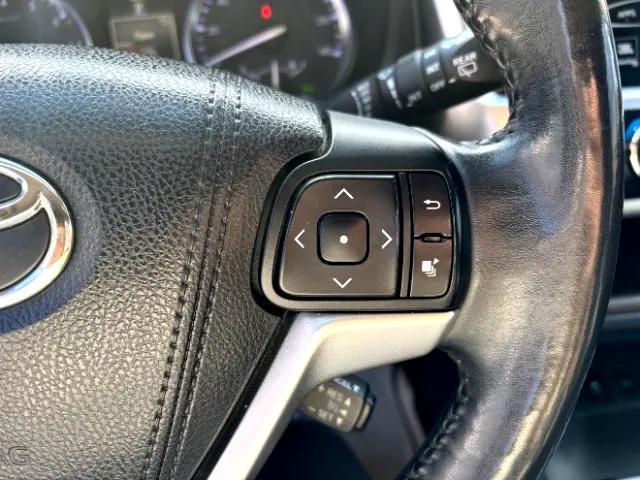 used 2015 Toyota Highlander car, priced at $16,777