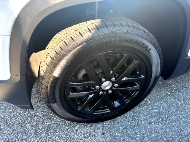 used 2019 GMC Acadia car, priced at $17,997