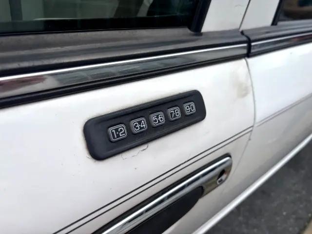 used 2008 Mercury Grand Marquis car, priced at $6,997