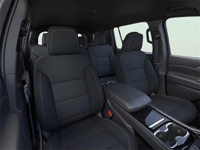 new 2025 Chevrolet Traverse car, priced at $39,195