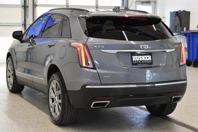 used 2021 Cadillac XT5 car, priced at $27,998