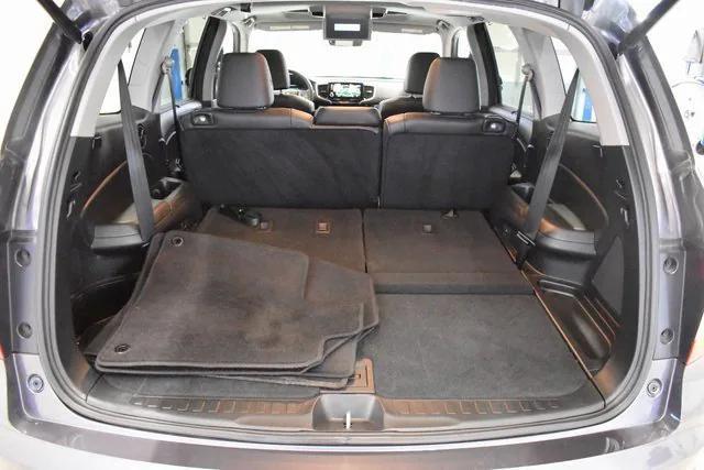 used 2021 Honda Pilot car, priced at $31,398