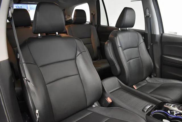 used 2021 Honda Pilot car, priced at $31,398