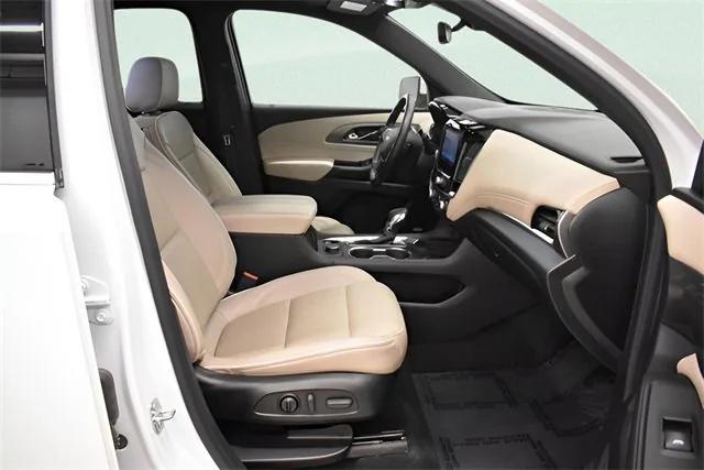 used 2023 Chevrolet Traverse car, priced at $26,998