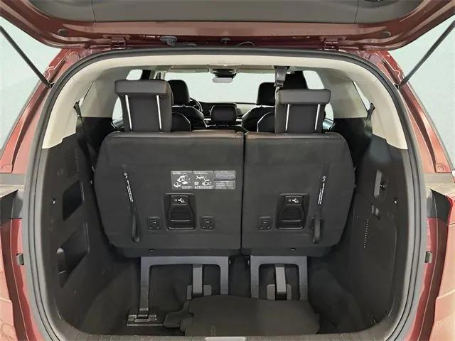 used 2024 Kia Carnival car, priced at $32,398