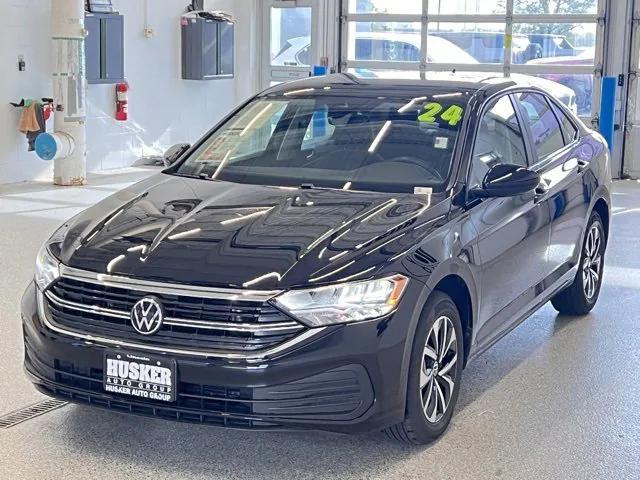 used 2024 Volkswagen Jetta car, priced at $17,998
