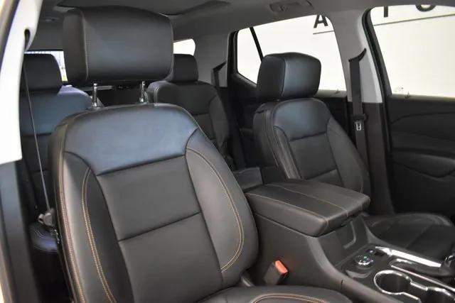 used 2021 Chevrolet Traverse car, priced at $29,798