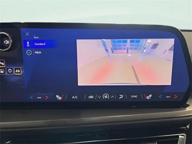 used 2025 Chevrolet Traverse car, priced at $36,498