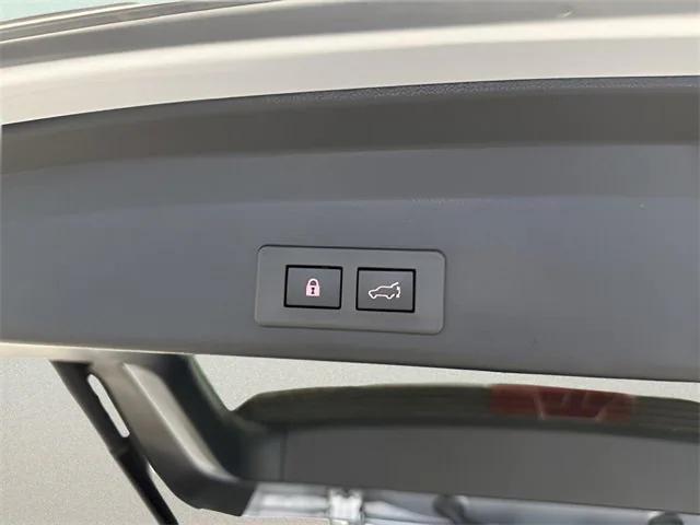 used 2024 Subaru Ascent car, priced at $30,498