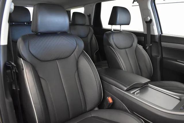 used 2024 Hyundai Palisade car, priced at $34,898