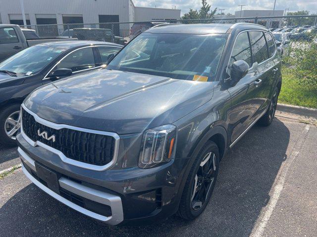 used 2024 Kia Telluride car, priced at $38,498