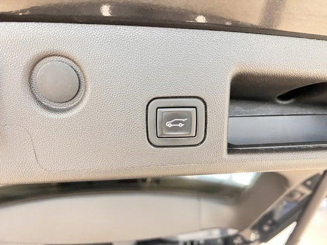 used 2023 Chevrolet Equinox car, priced at $25,398