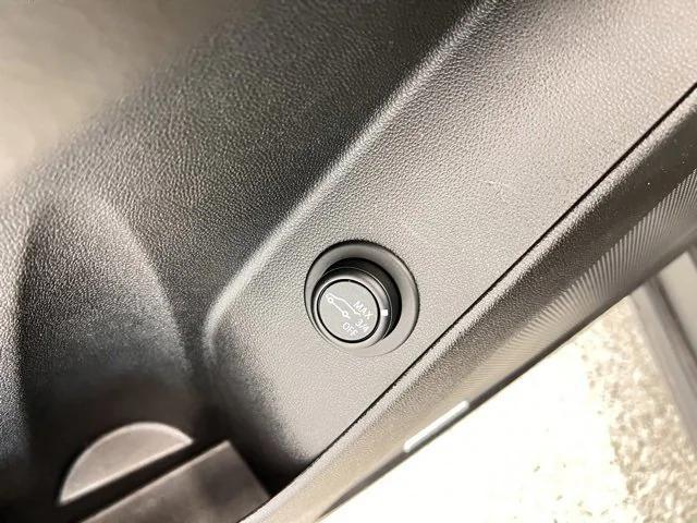 used 2023 Chevrolet Equinox car, priced at $25,398