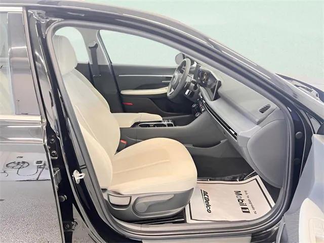 used 2024 Hyundai Sonata car, priced at $22,998