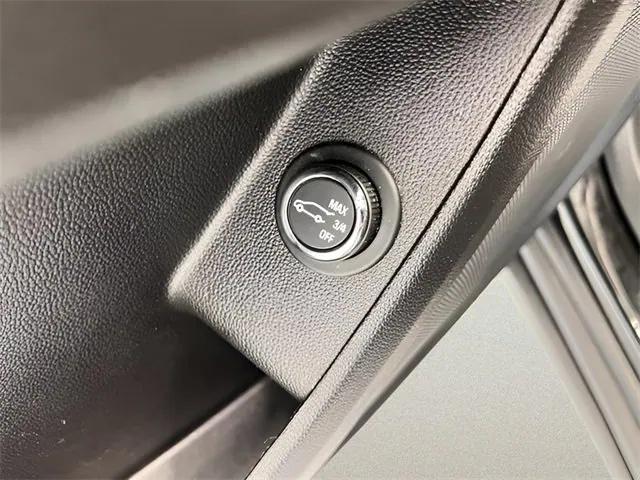 used 2023 Chevrolet Traverse car, priced at $26,498