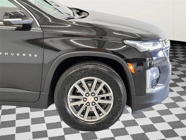 used 2023 Chevrolet Traverse car, priced at $26,498