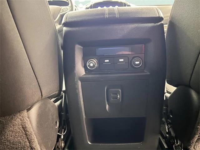 used 2023 Chevrolet Traverse car, priced at $26,498