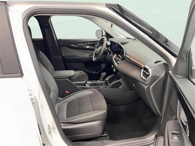 used 2025 Chevrolet TrailBlazer car, priced at $21,498