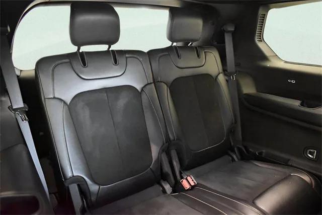 used 2023 Jeep Grand Cherokee L car, priced at $28,998