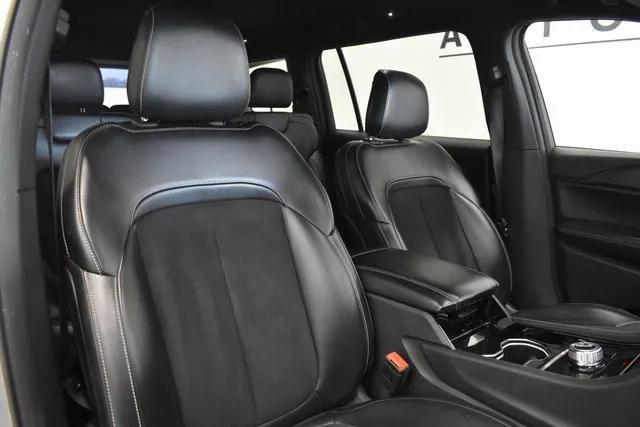 used 2023 Jeep Grand Cherokee L car, priced at $31,998
