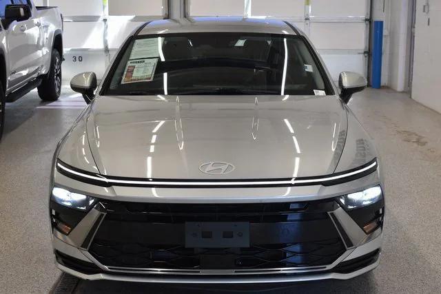 used 2024 Hyundai Sonata Hybrid car, priced at $22,998