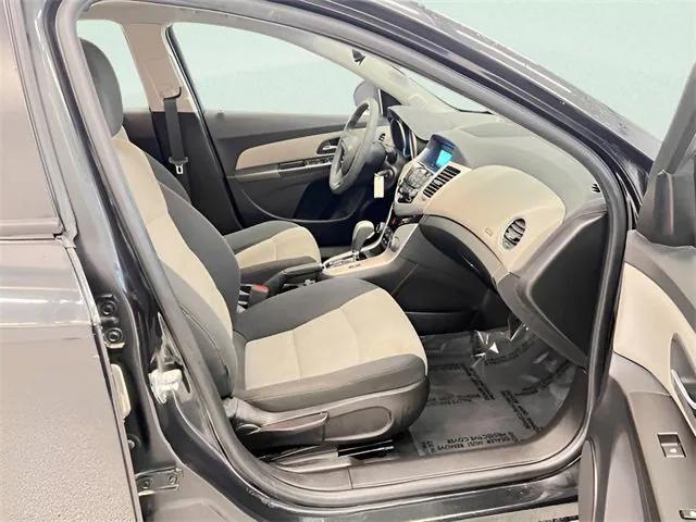 used 2016 Chevrolet Cruze Limited car, priced at $8,598