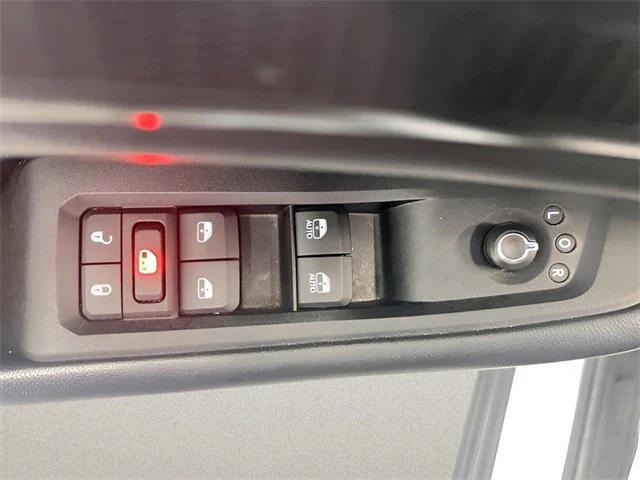 used 2023 Jeep Grand Cherokee L car, priced at $28,798