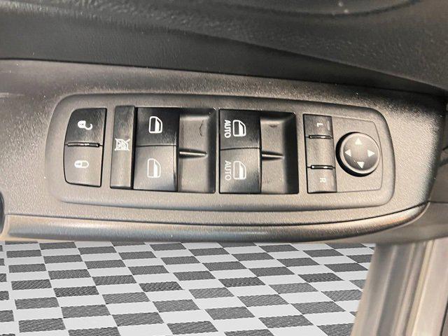 used 2019 Jeep Cherokee car, priced at $16,498