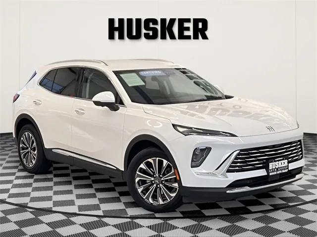 used 2025 Buick Envision car, priced at $26,498