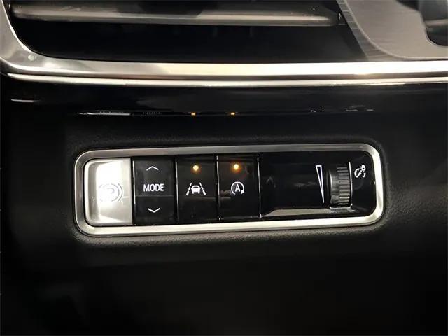 used 2025 Buick Envision car, priced at $26,498