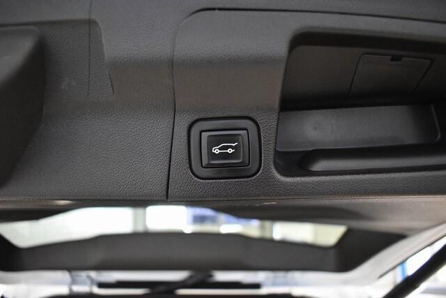 used 2023 GMC Acadia car, priced at $27,998