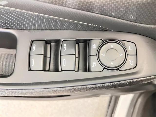 used 2023 Chevrolet Traverse car, priced at $33,798