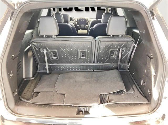 used 2023 Chevrolet Traverse car, priced at $33,798