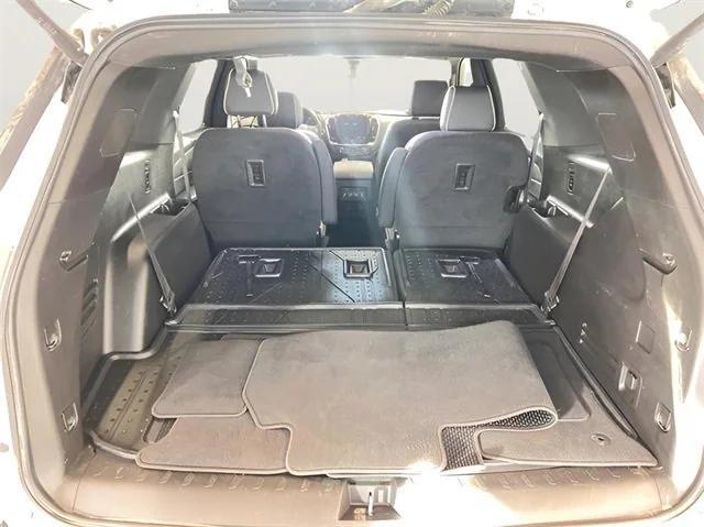 used 2023 Chevrolet Traverse car, priced at $33,798