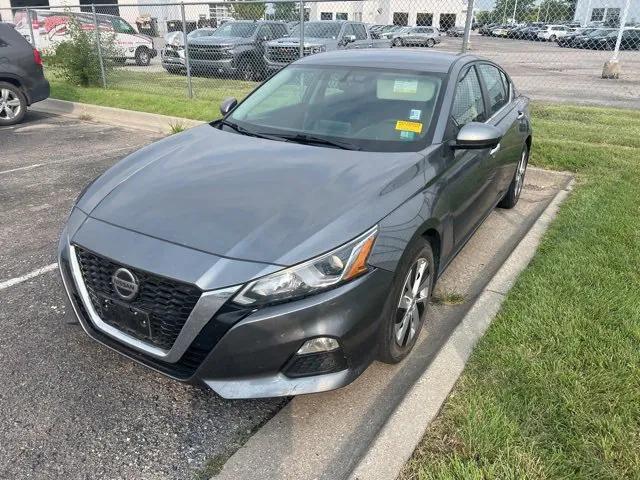 used 2019 Nissan Altima car, priced at $13,498