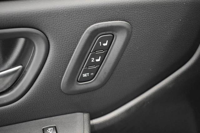 used 2025 Honda Pilot car, priced at $44,998