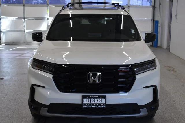 used 2025 Honda Pilot car, priced at $44,998