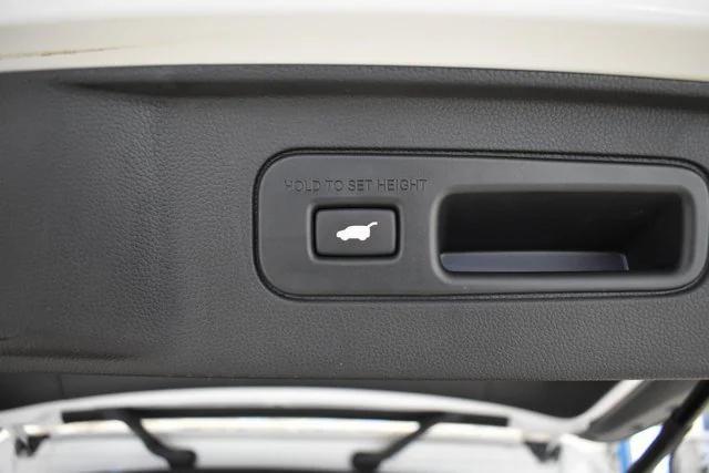 used 2025 Honda Pilot car, priced at $44,998
